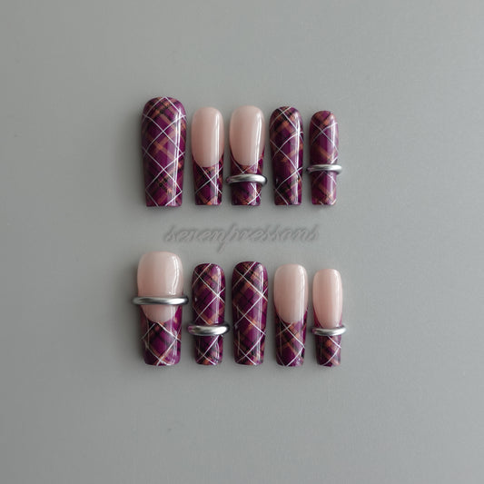✦ Velvet Tartan Muse 2602184
