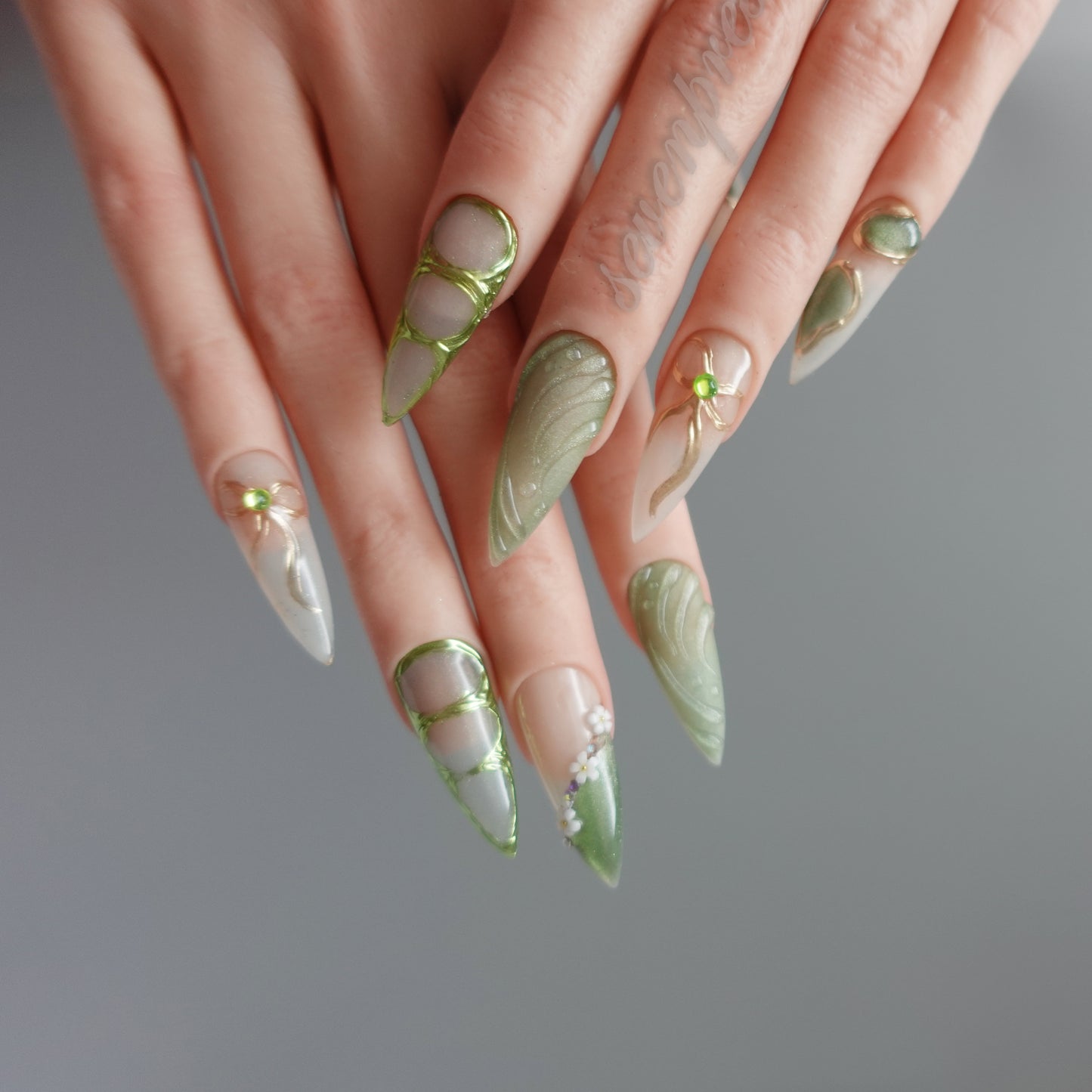 🪷 Whispering Grove 2510252