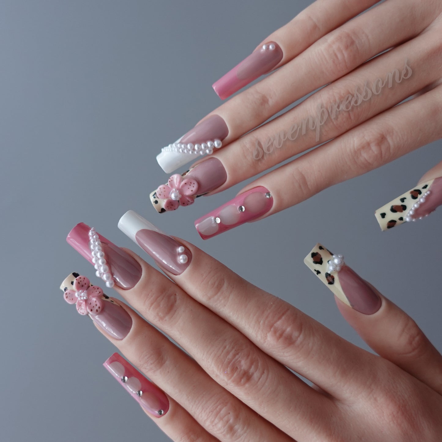 ✿ Blush Safari Bloom 2512104