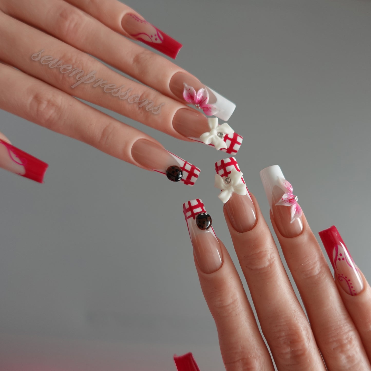 ๐ Strawberry Picnic 2510228