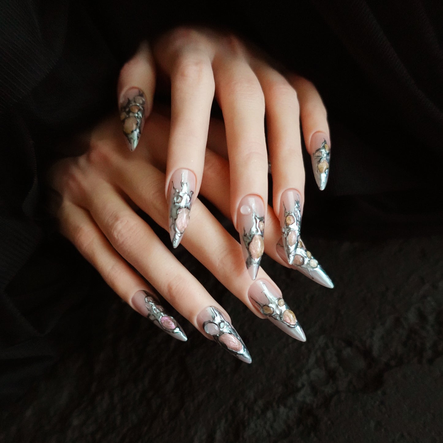 🪞 Argent Reliquary 2509289