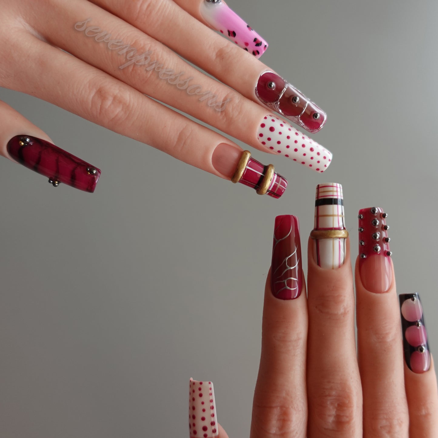 🍒 Berry Mosaic Muse 2511284