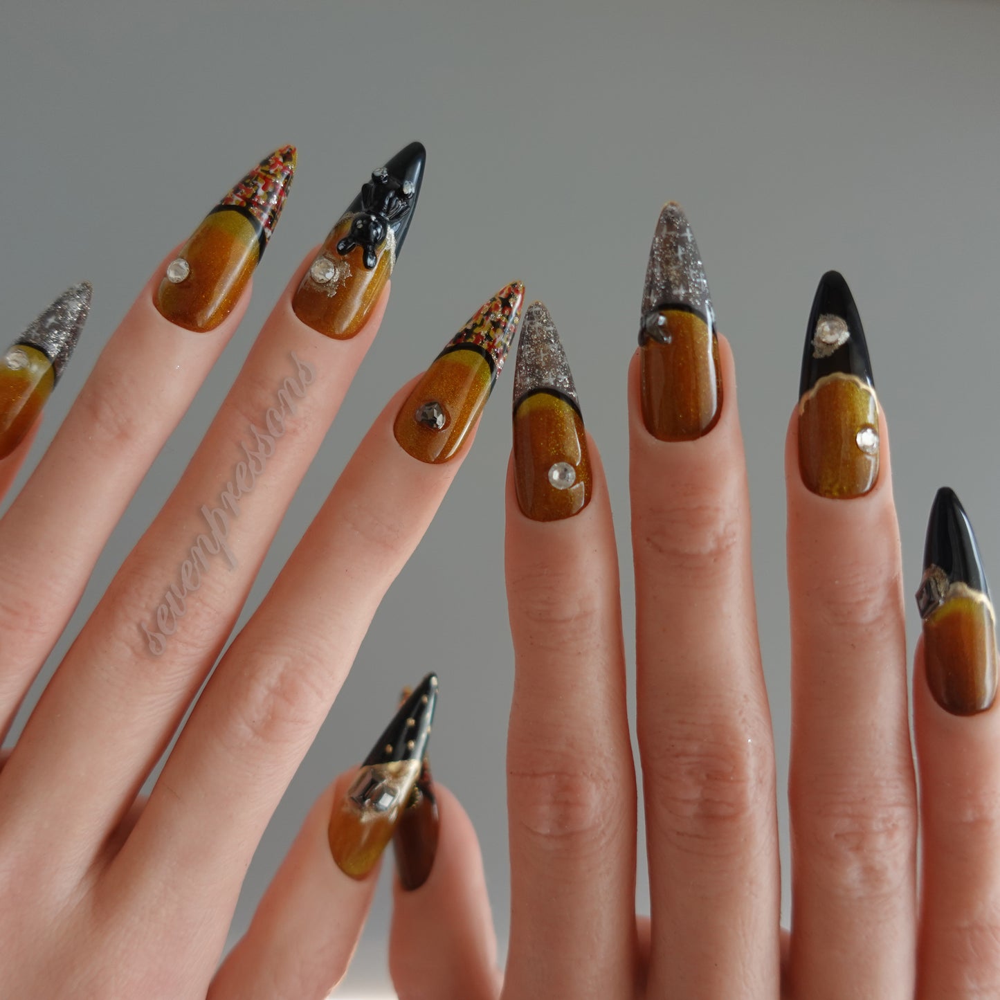 ๐ค Golden Vice 2510177