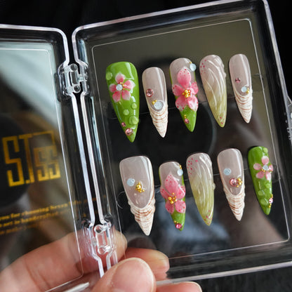 🌿 Sakura Meadow  2509286