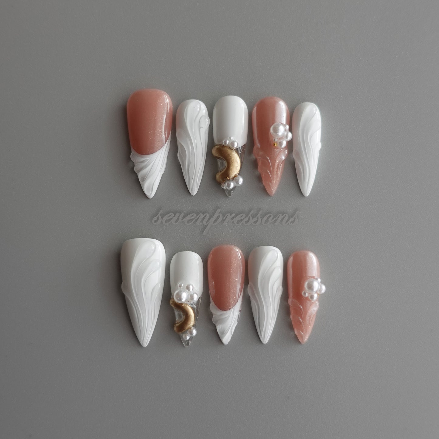 🤍 アイボリー・ウィング・セレニティ 2512283