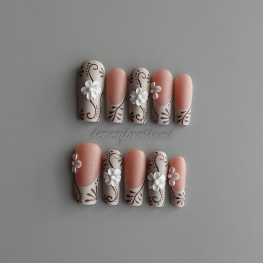🌿 Latte Blossom Scroll  2512262
