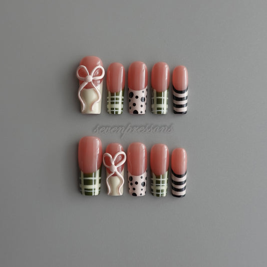 🎀 Blush Picnic Muse  2602188