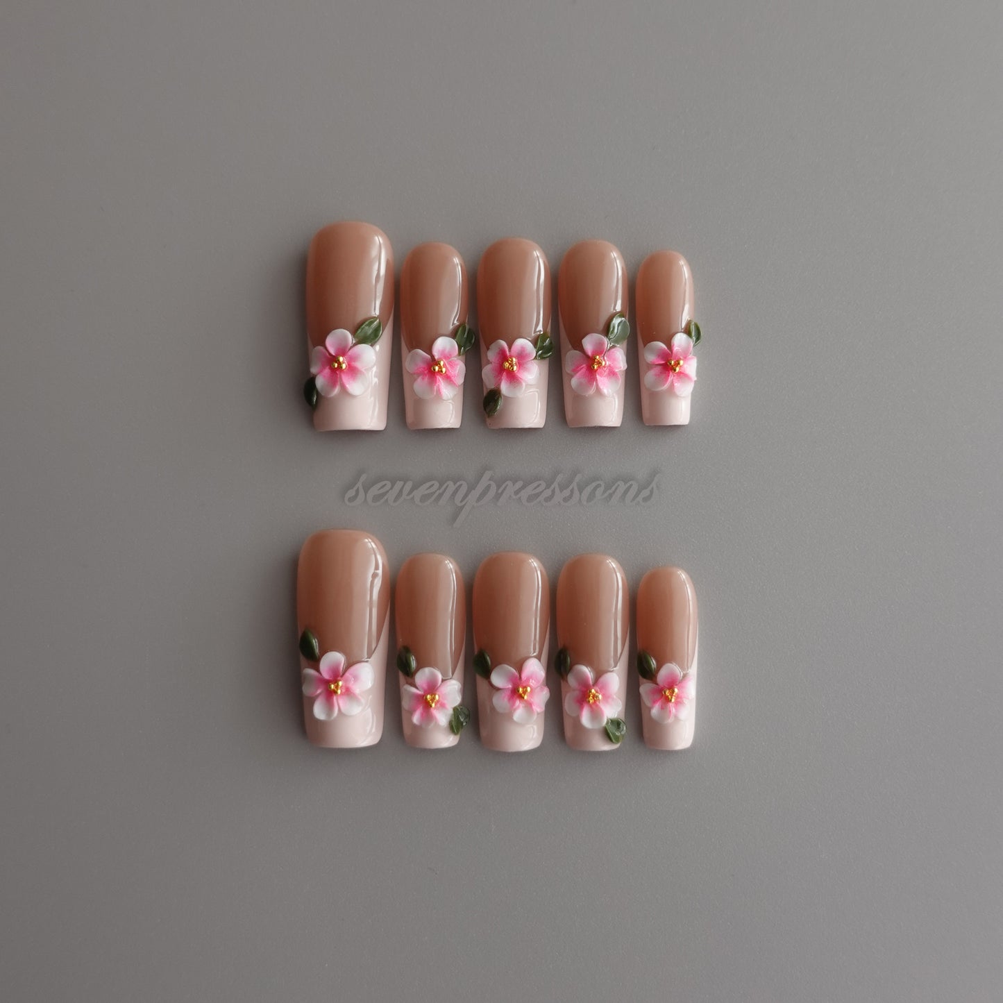 🌸 Blush Petal Daydream  2512280