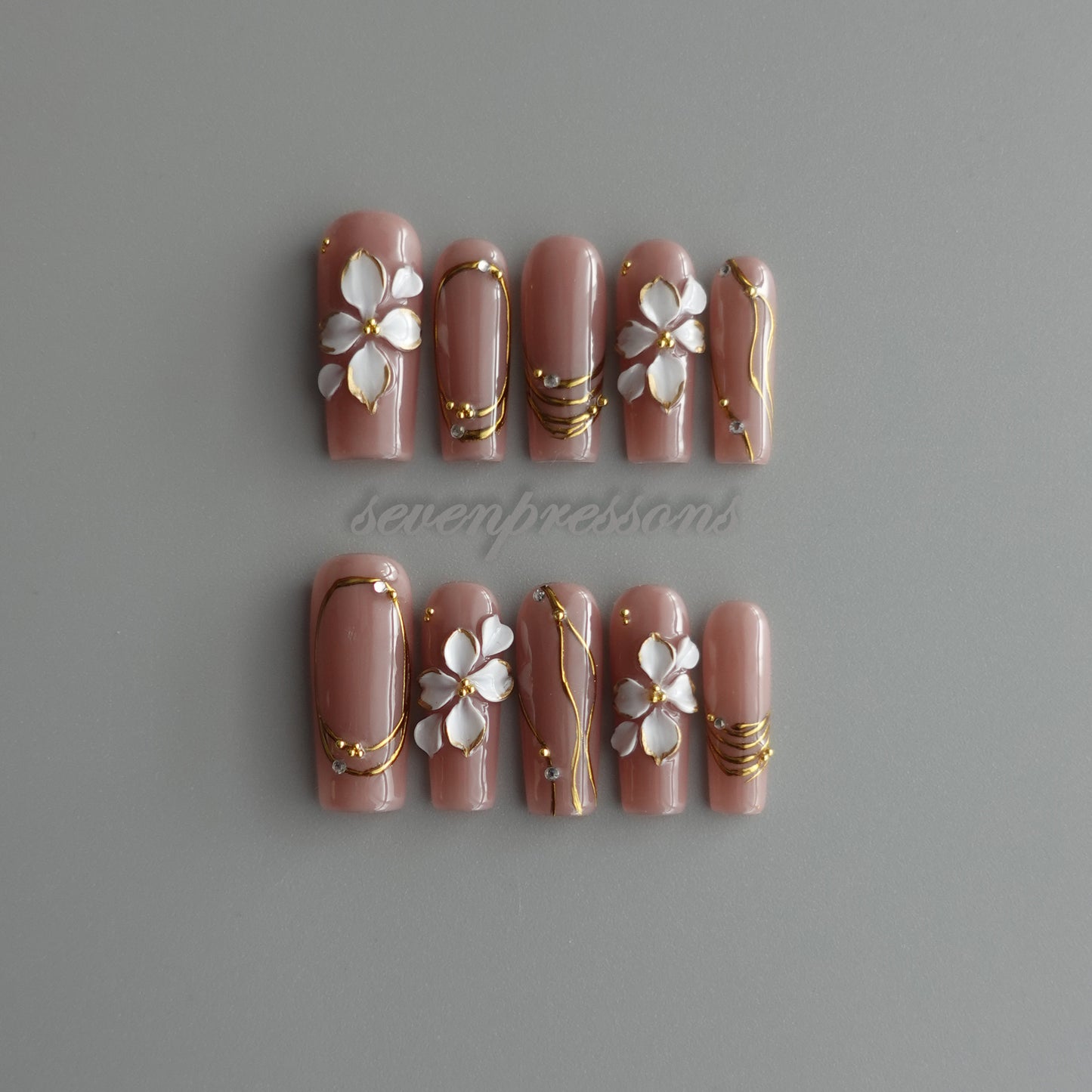 🤍 Ivory Bloom Elegance   2601302