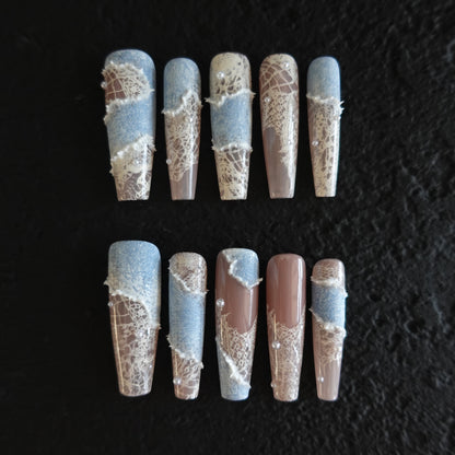 Denim Lace Daydream 2504111