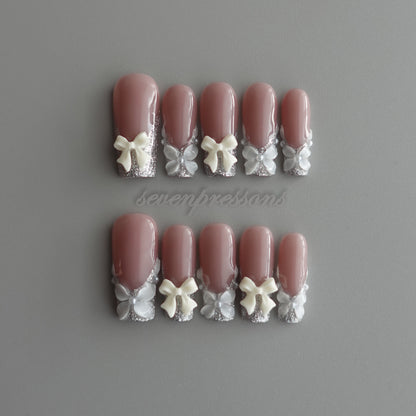 🎀 Ivory Ribbon Waltz  2512153