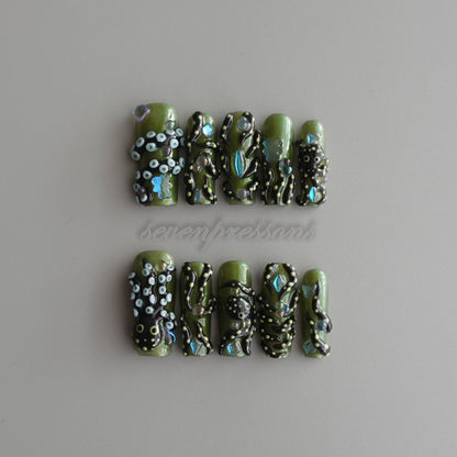 🐍 翠影の深淵　2512342