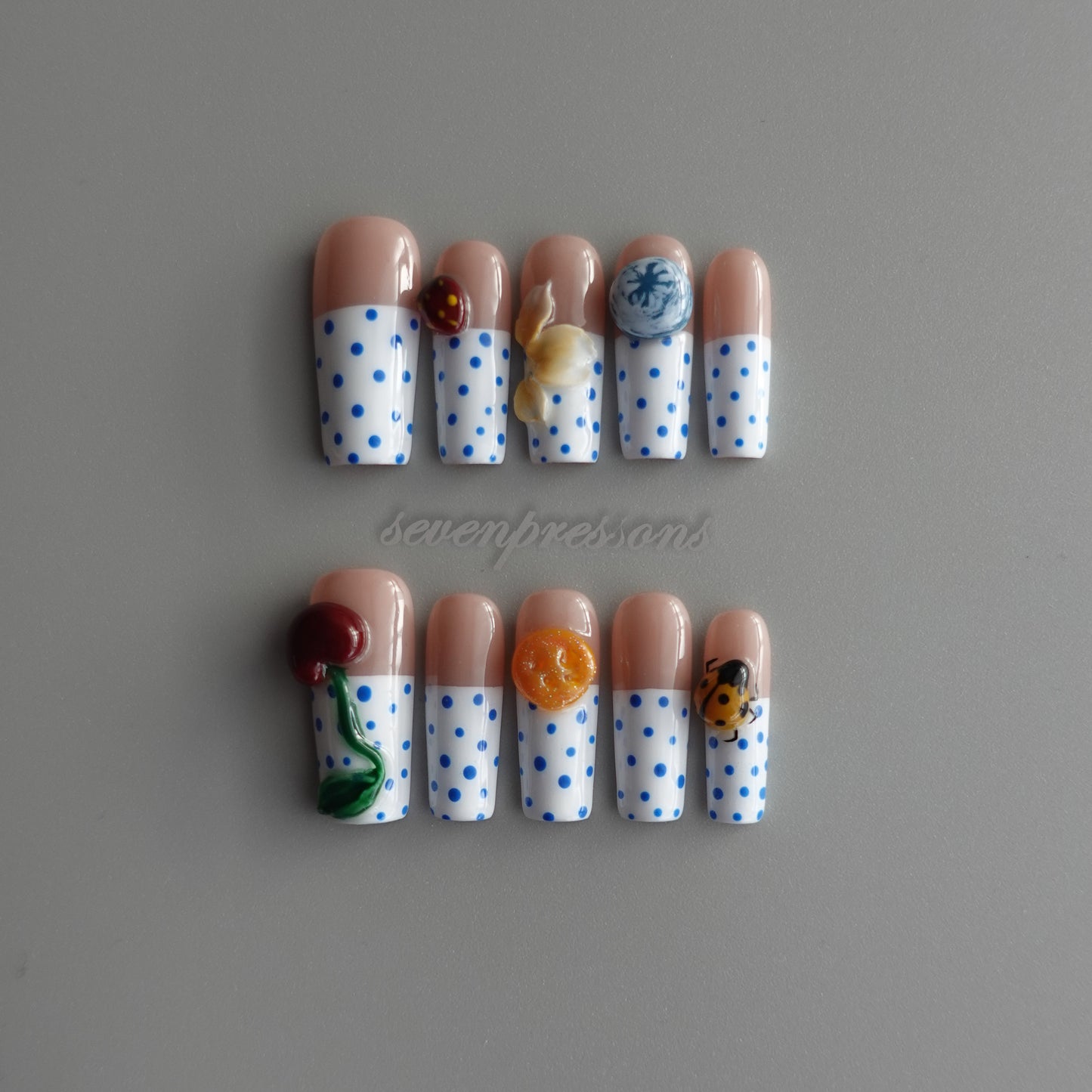 🫐 Polka Garden Muse  2512303