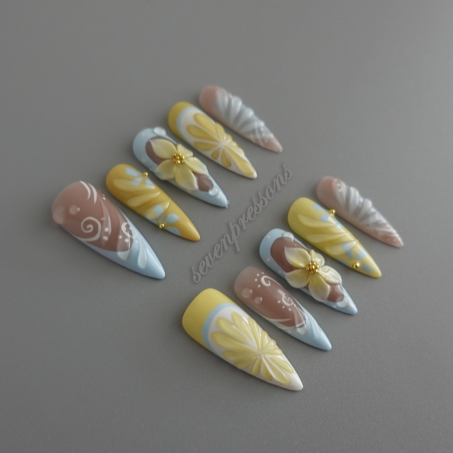 🌼 Sunlit Petal Waltz  2510225