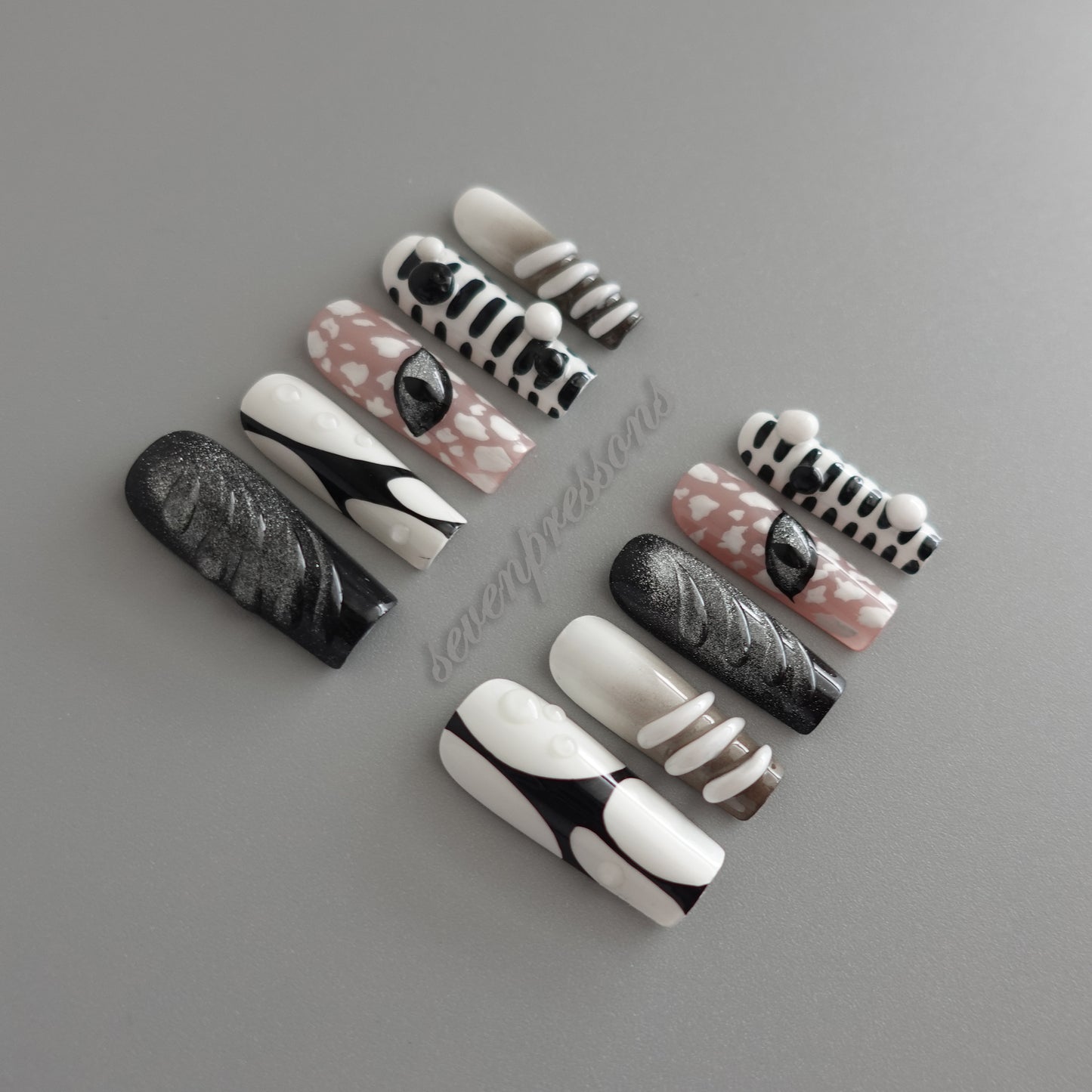 🖤 Midnight Reflex — 3D Vision Nails  2510231