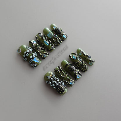 🐍 翠影の深淵　2512342