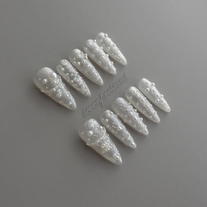 🤍 パール・フロスト・レヴェリー 2512363