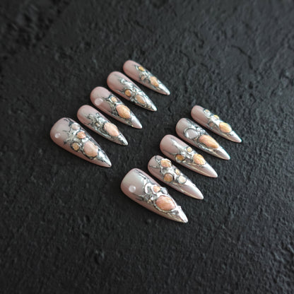 🪞 Argent Reliquary  2509289