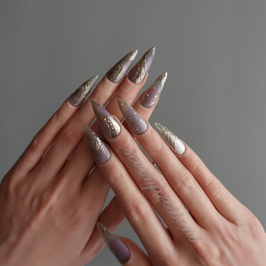 🌙 Silver Veil Reverie  2512300