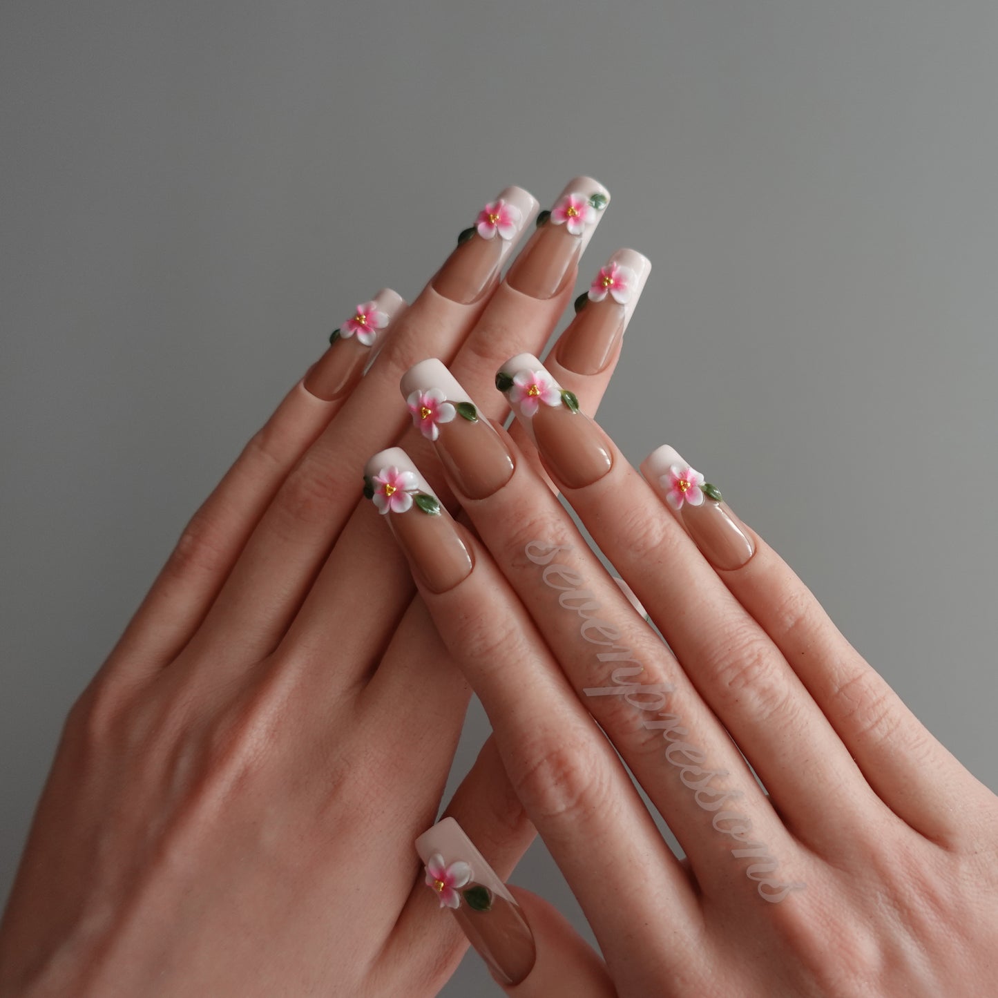 🌸 Blush Petal Daydream  2512280