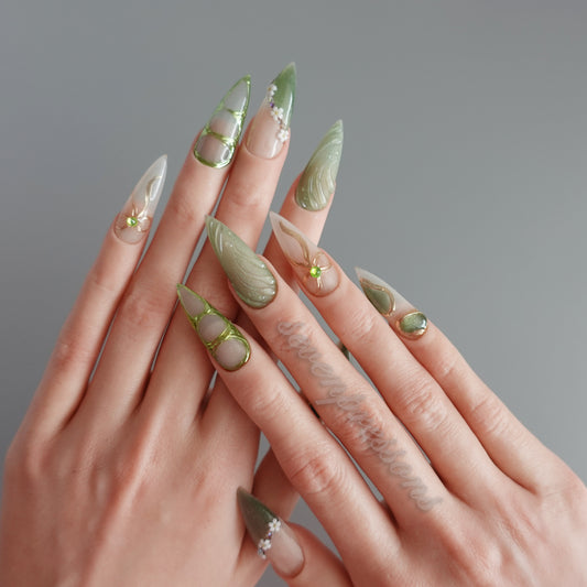 🪷  Whispering Grove  2510252