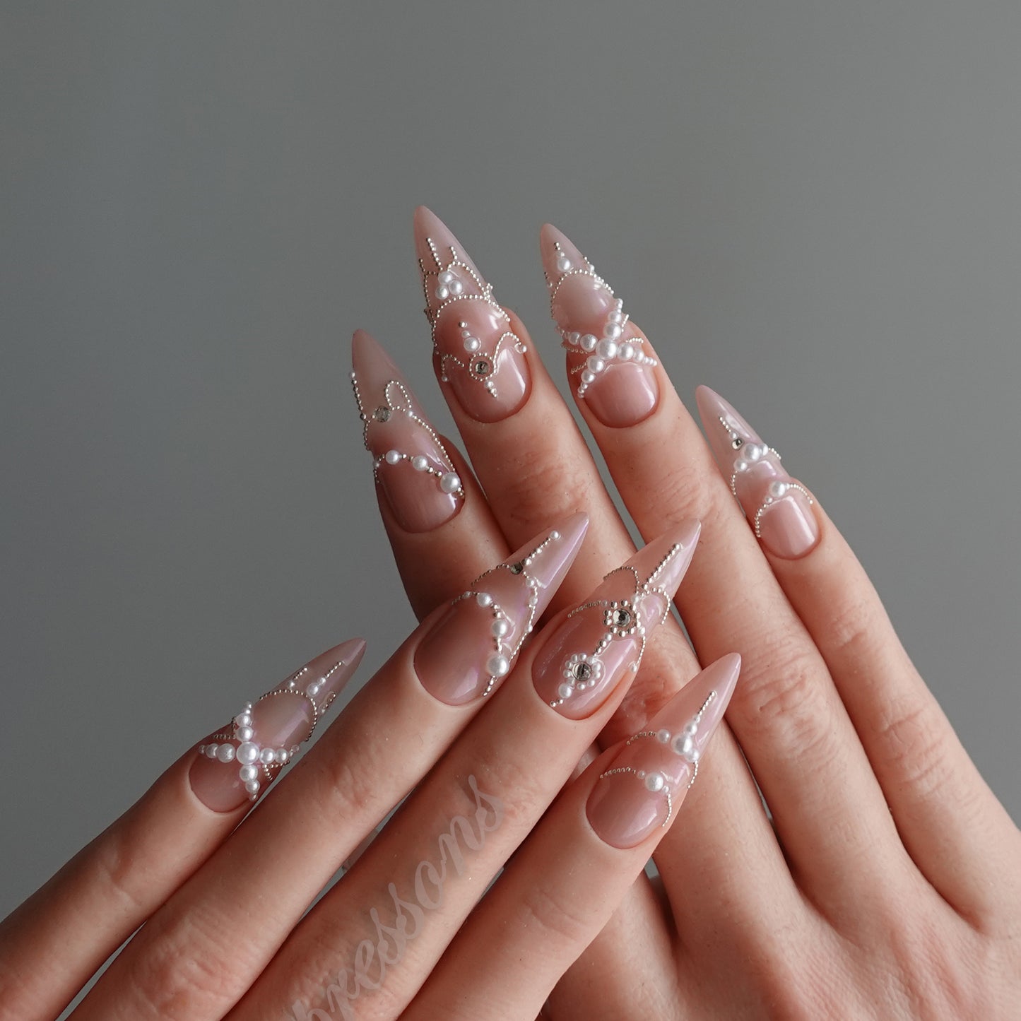 💎 パール・ヴァウ  2512251