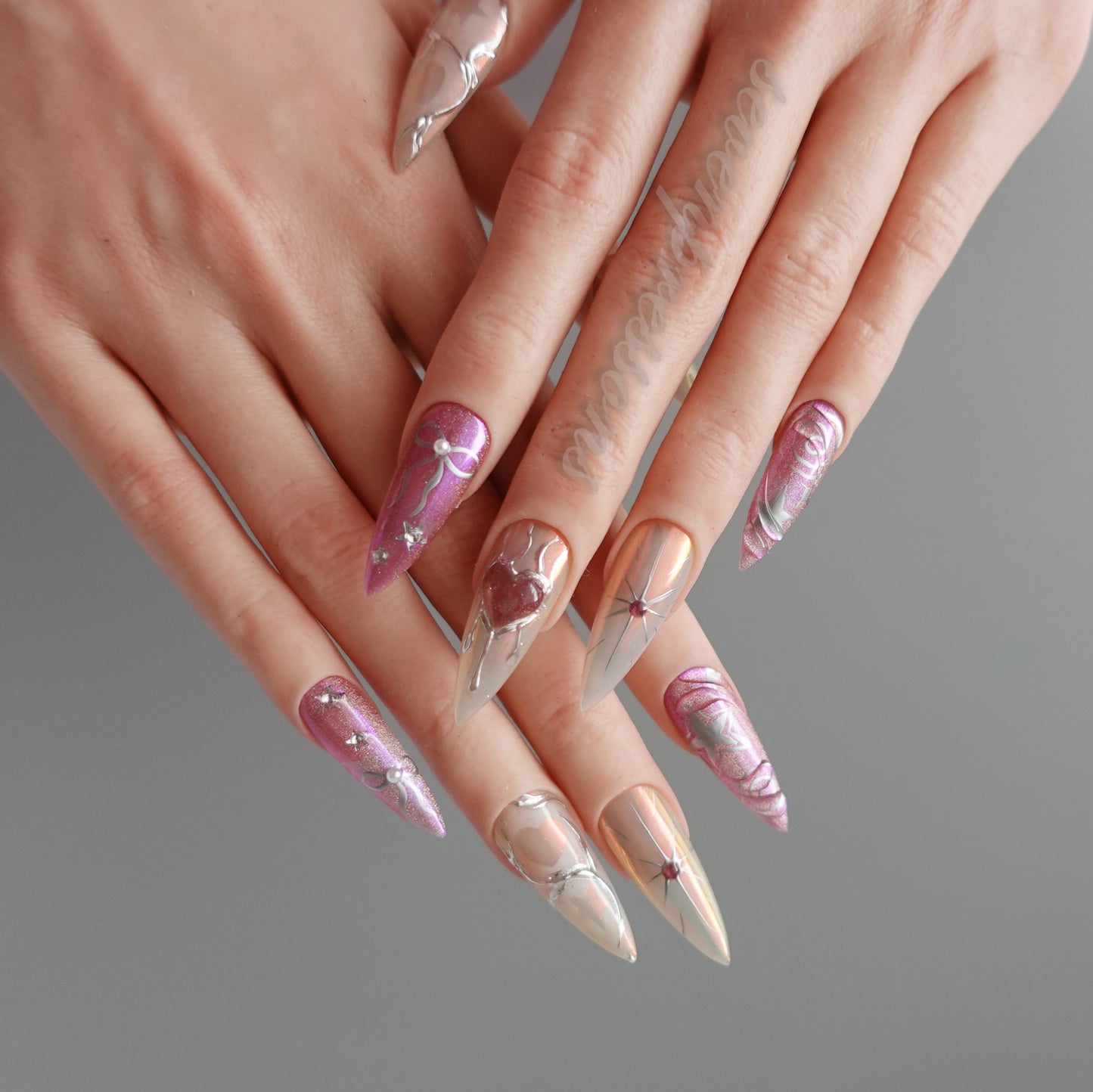 💖  Ethereal Heart  2510251