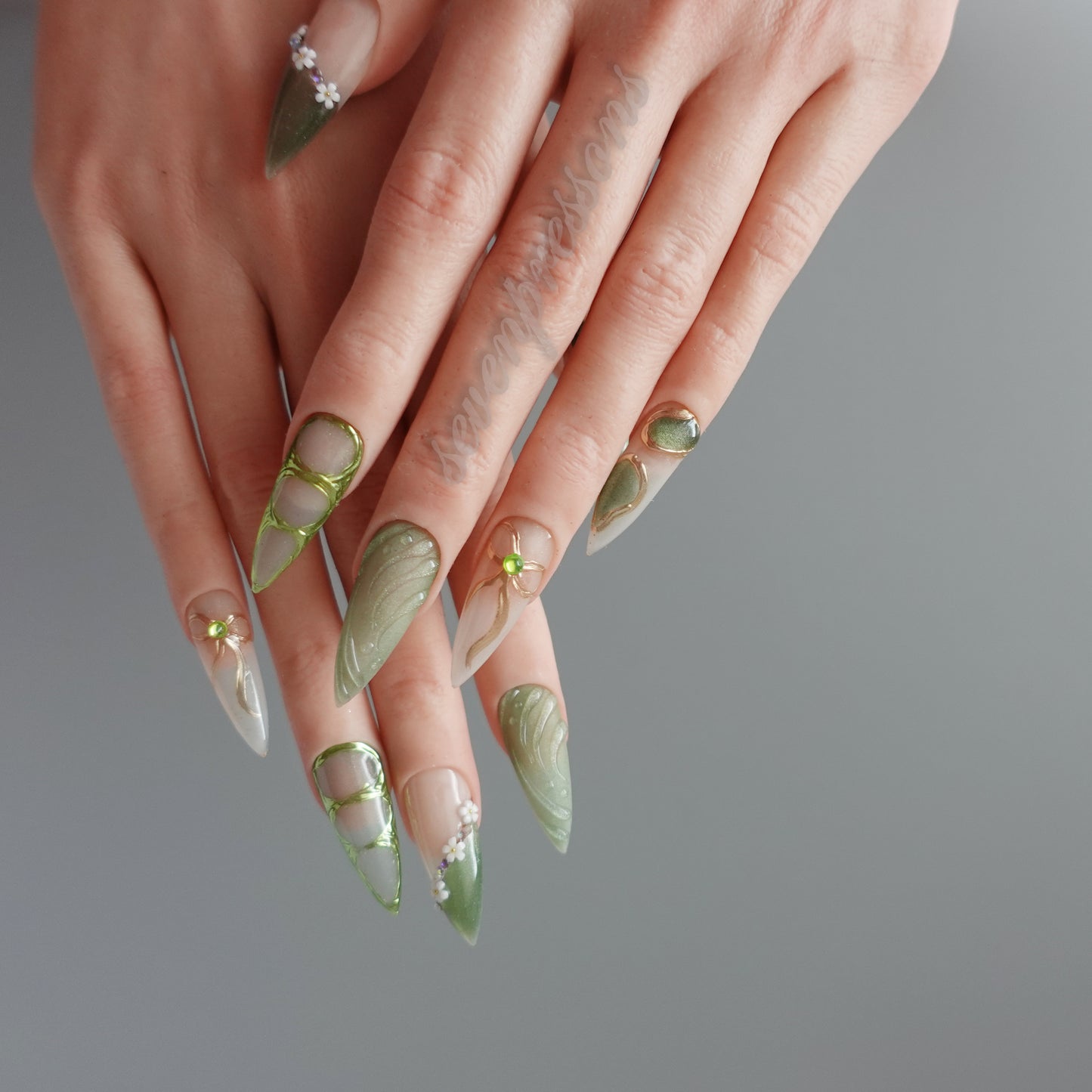 🪷  Whispering Grove  2510252