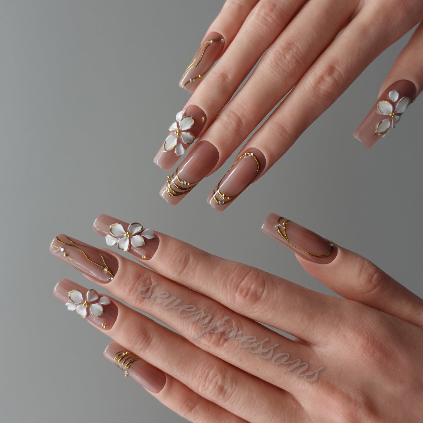 🤍 Ivory Bloom Elegance   2601302