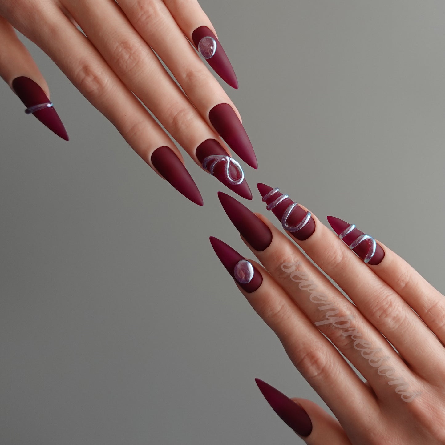 🩸 ベルベット・ブラッドライン   2602032