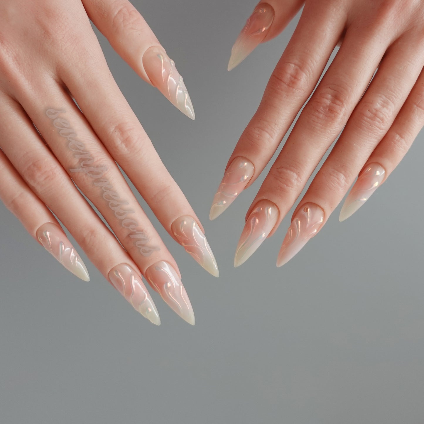 🌸 Ethereal Whisper  2510246