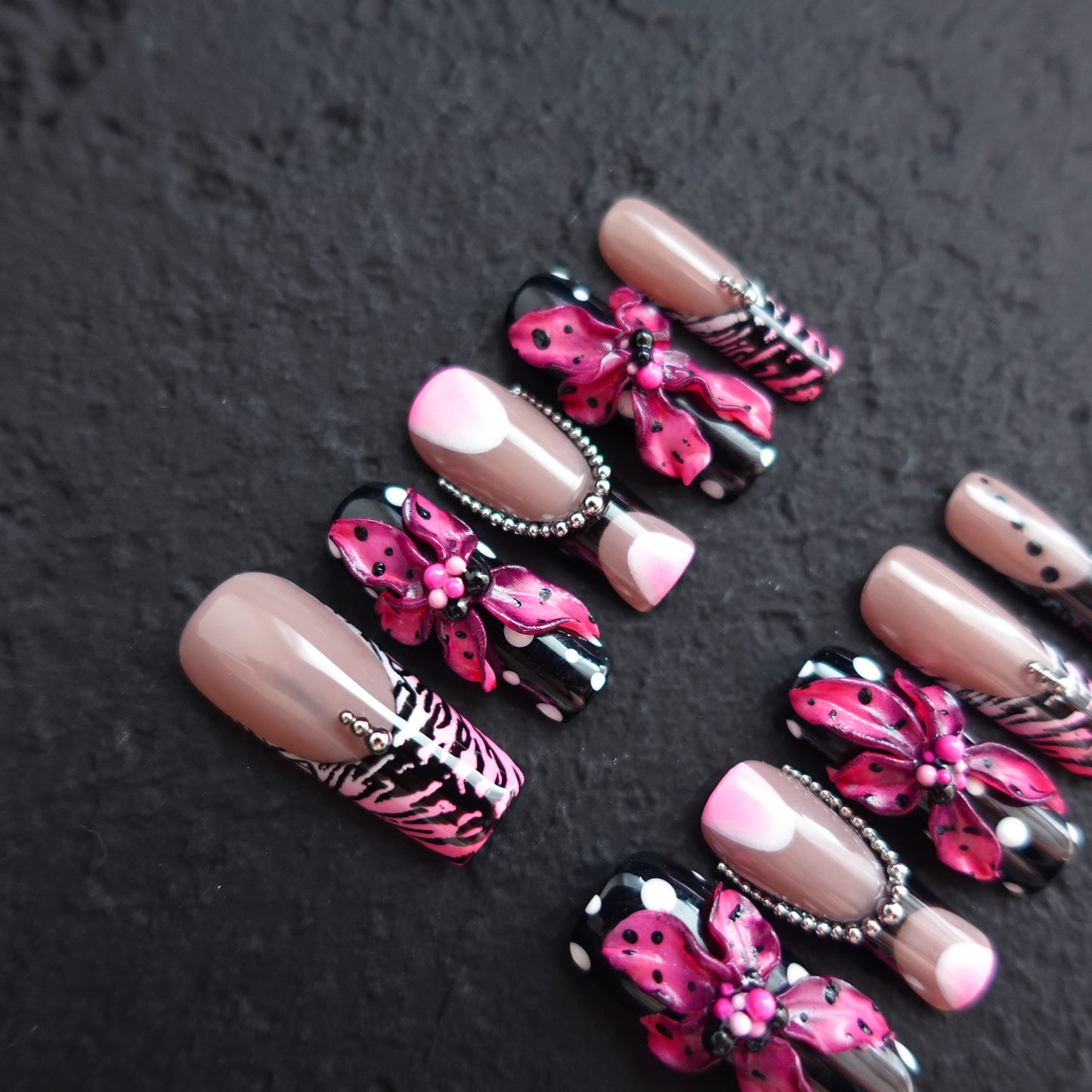 🌺 Savage Bloom  2509182