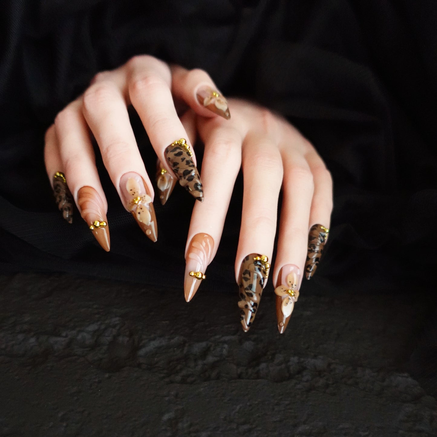 🐆 Desert Wildflower  2509283