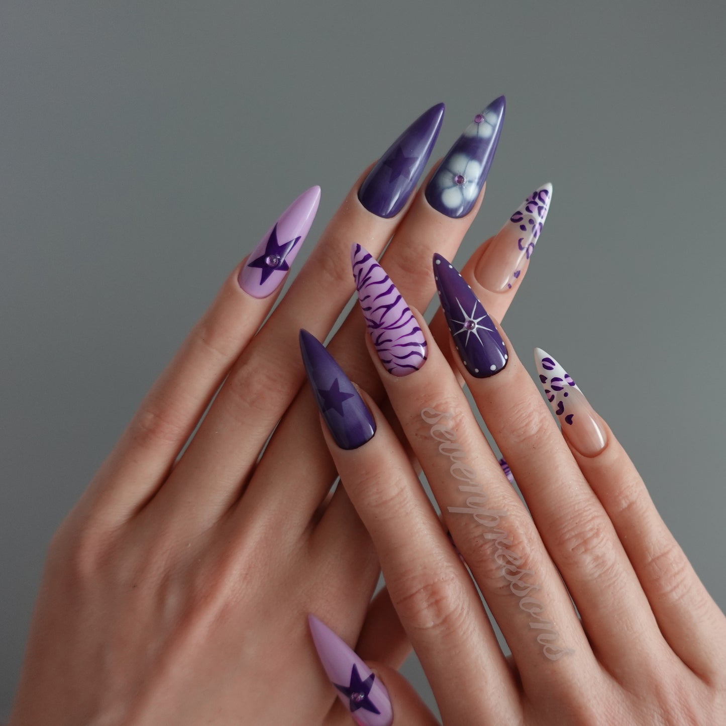 🌌 Starlit Stripes  2510238