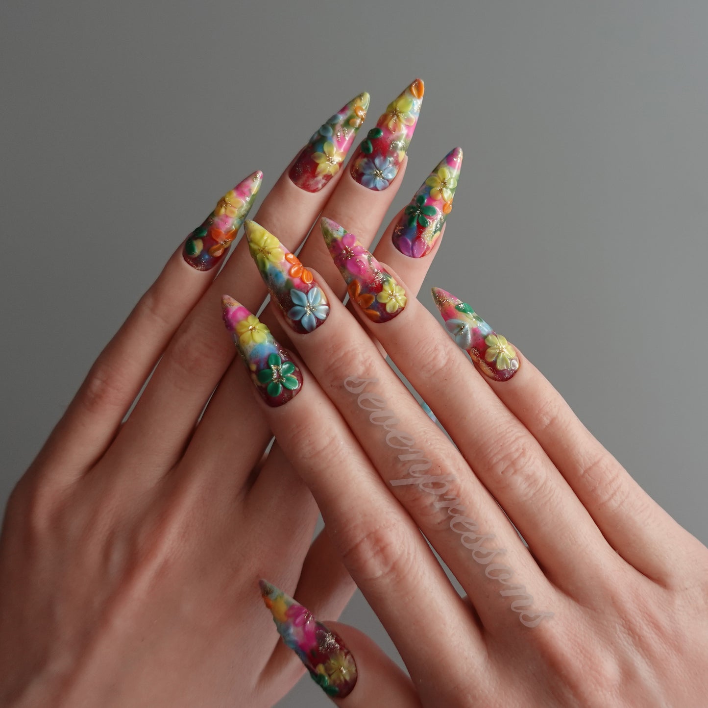 🌸 Floral Mirage Bloomscape  2512114