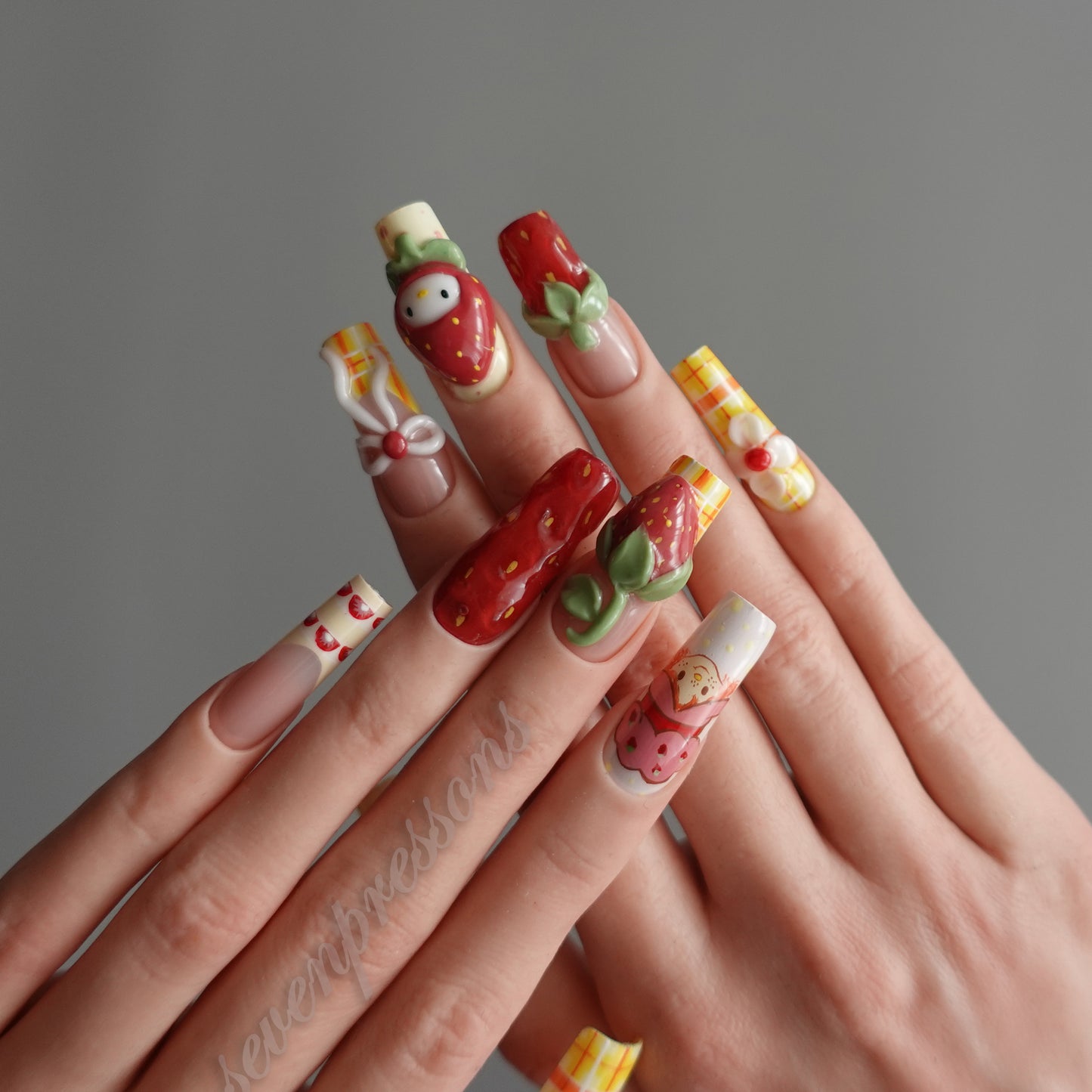 🍓 Strawberry Picnic Doll   2512240