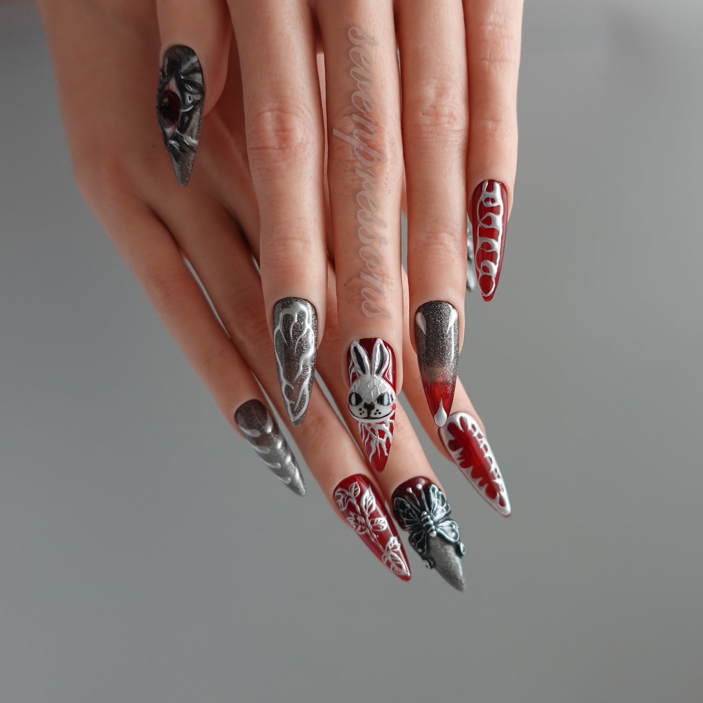 🖤 “Crimson Mirage”  2510227