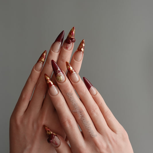 🍒 Crimson Gilded Cherry  2512391