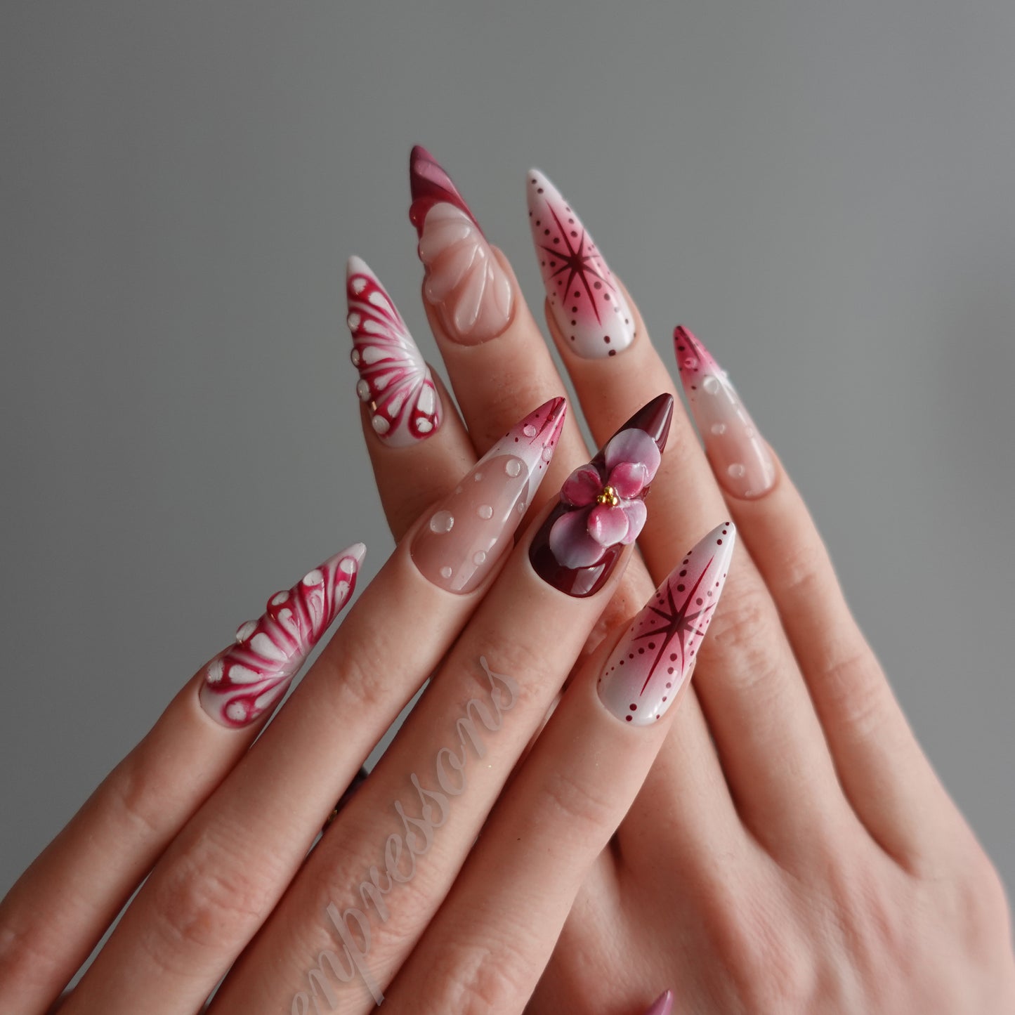 🌺 Crimson Petal Reverie  2512227