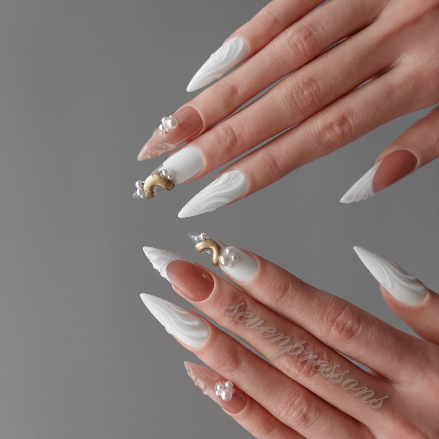 🤍 アイボリー・ウィング・セレニティ 2512283