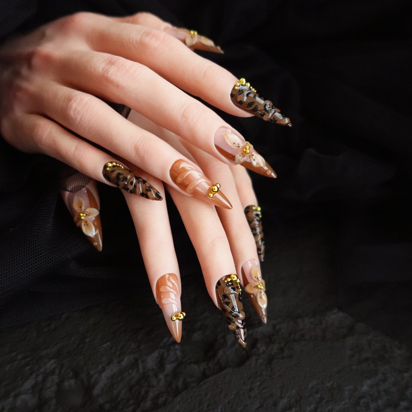 🐆 Desert Wildflower  2509283