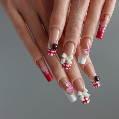 🎀 Strawberry Picnic  2510228