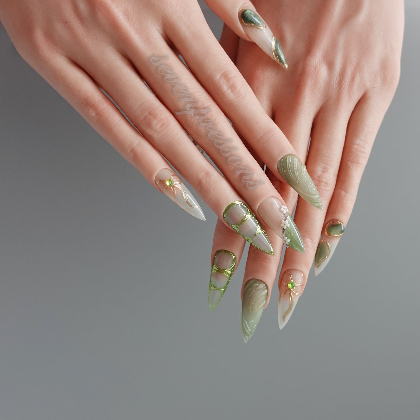 🪷  Whispering Grove  2510252