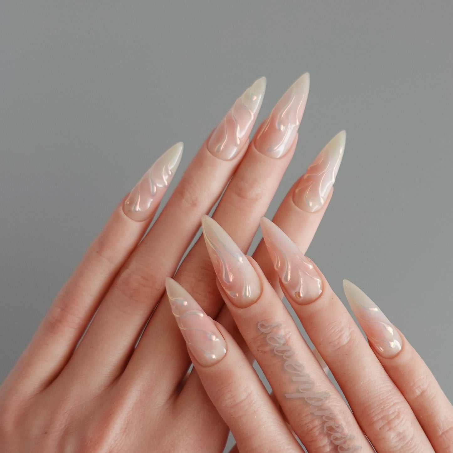 🌸 Ethereal Whisper  2510246