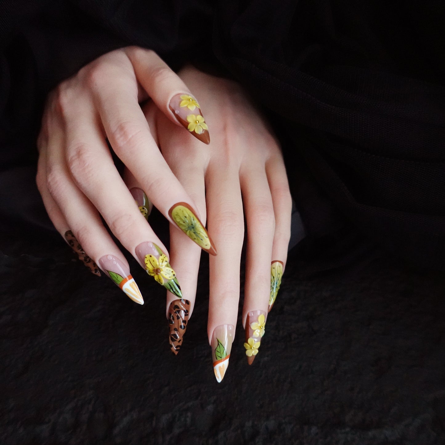 🐆 Tigerlily Savanna  2509275