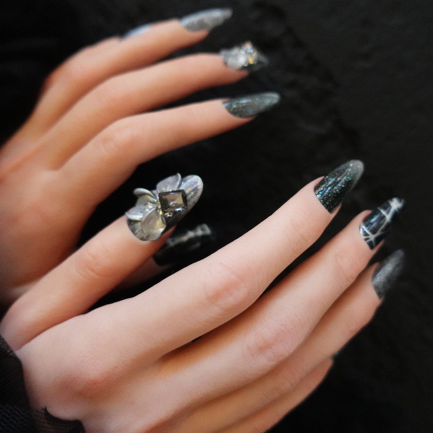 🌑 Chrome Nocturne  25072510