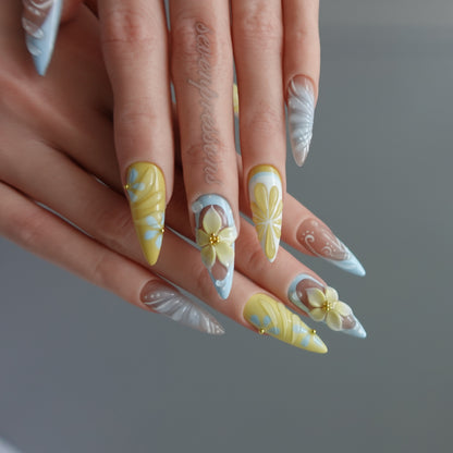 🌼 Sunlit Petal Waltz  2510225