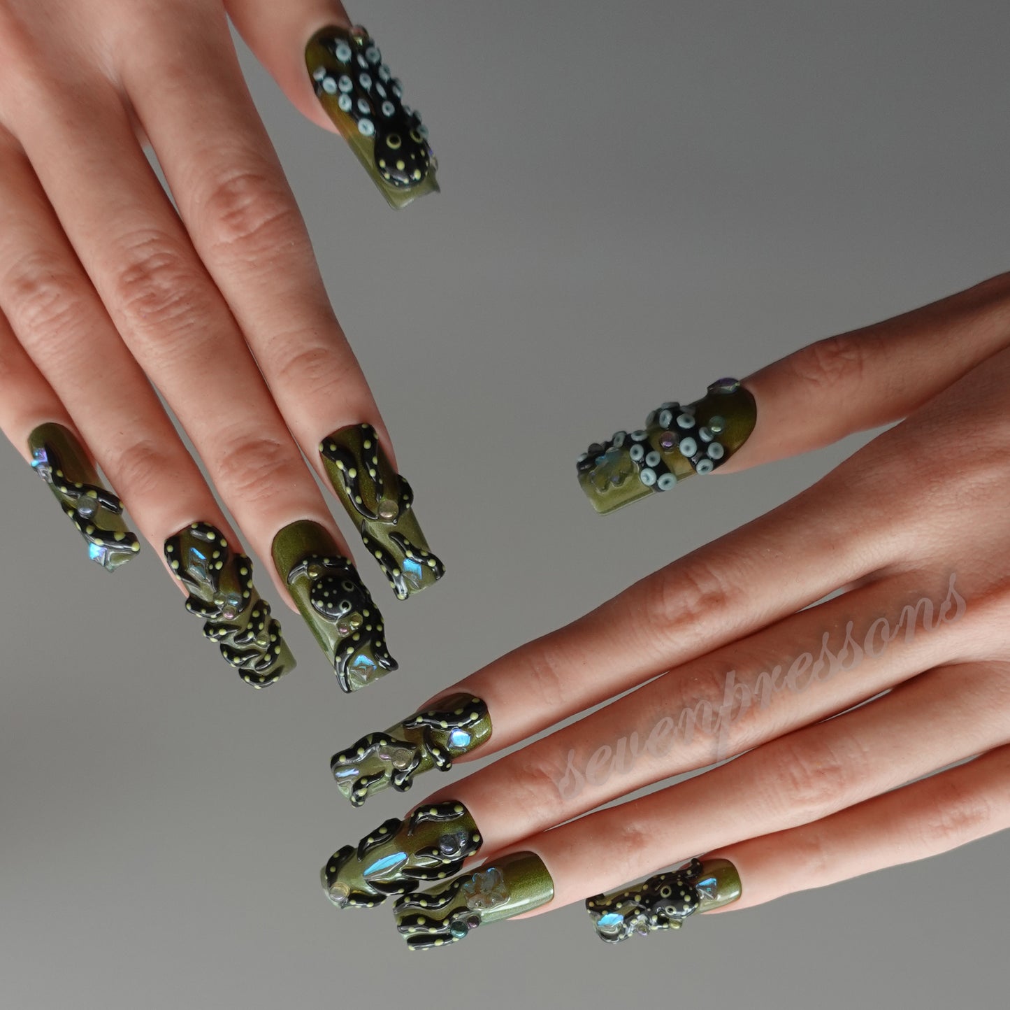 🐍 翠影の深淵　2512342