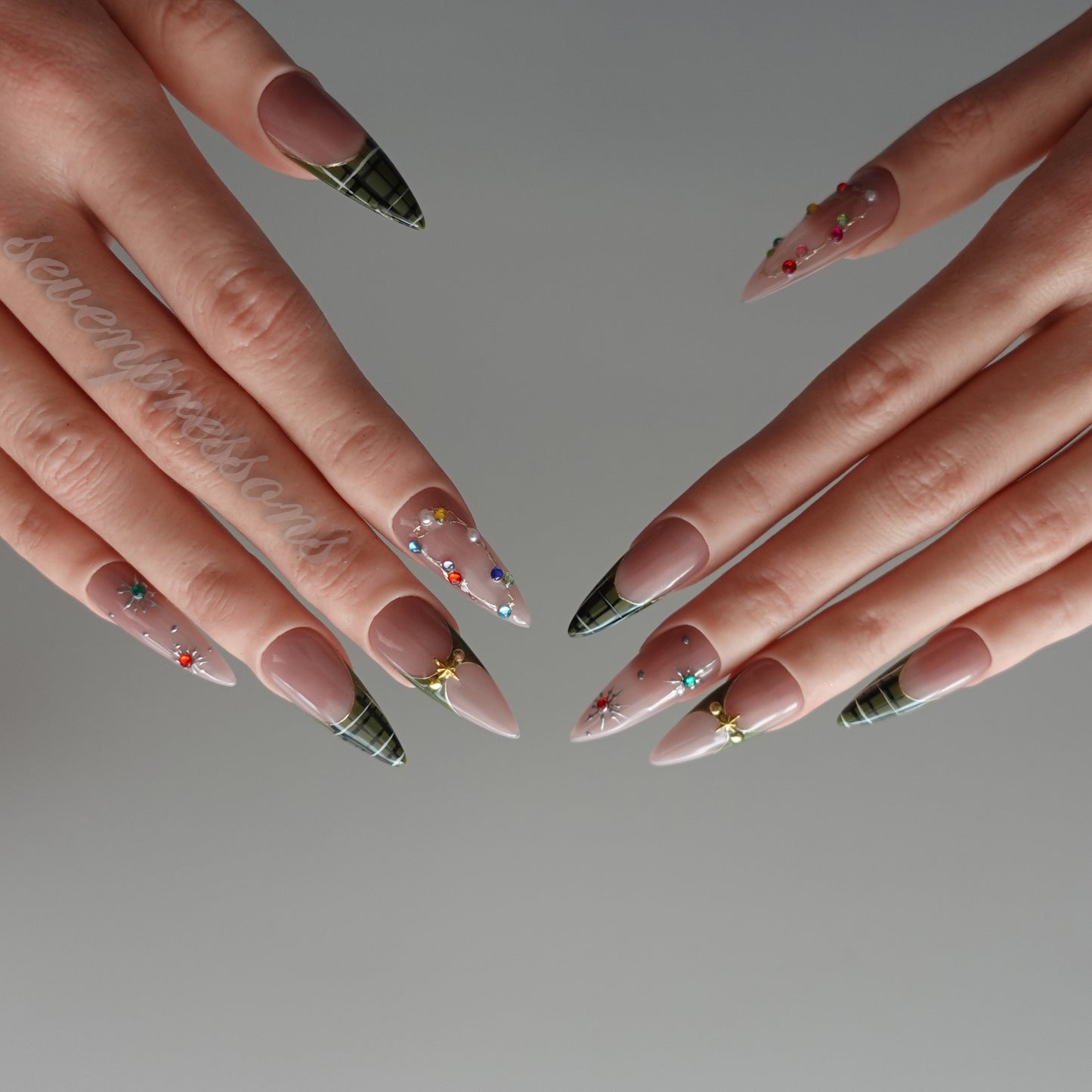 💎 プラッド・ジェム・アフェア 2512164