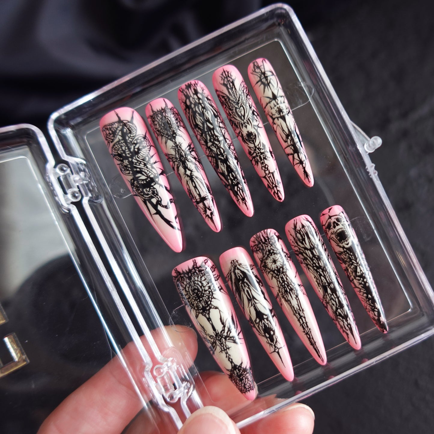 🖤 Venomous Lace  2509111